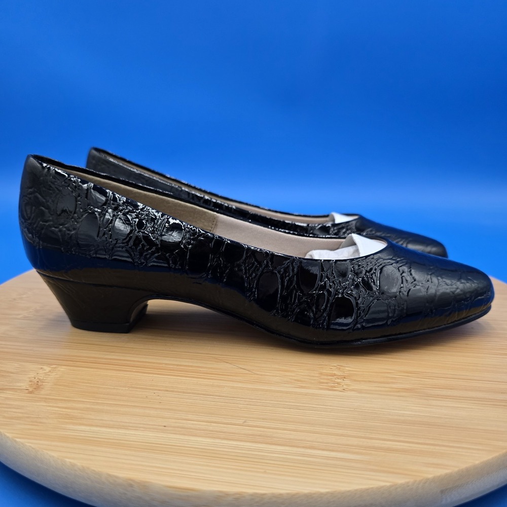 Soft Style Hushpuppies Black Patent Faux Croc‎ Low Heel Pumps Women's 6.5M NWOB